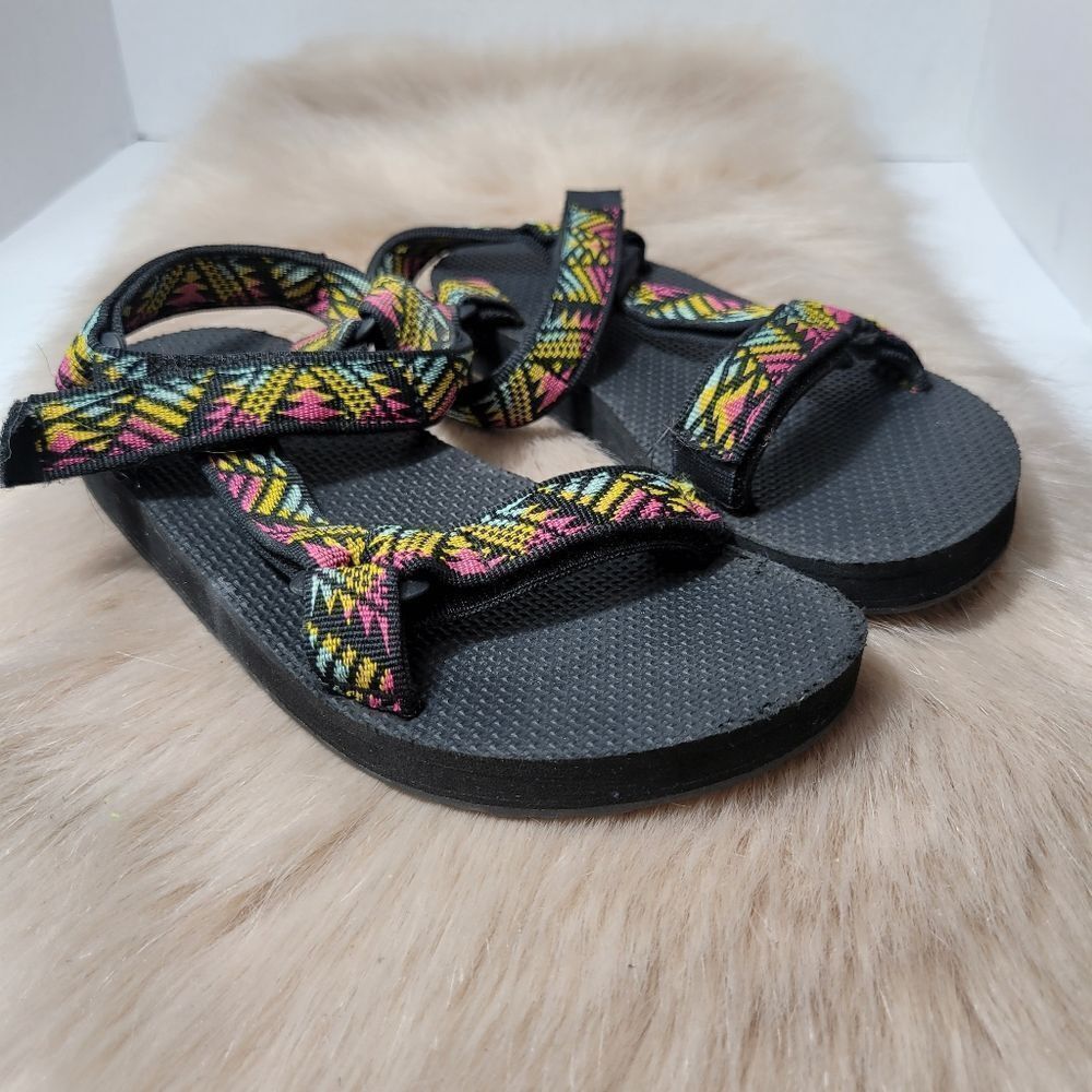 Teva Girls Original Universal Outdoor Sandal Size 2